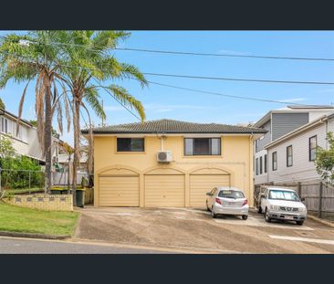 3/49 Macaulay Street, Coorparoo, Qld 4151 - Photo 2