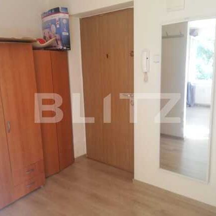 Apartament cu o camera, bloc nou, 40 mp, zona UMF - Photo 1