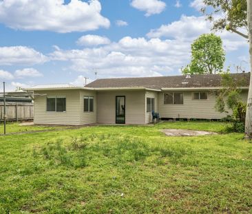 Renovated Home in Quiet Cundletown Street - Photo 5