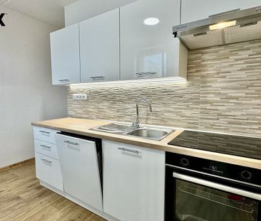 Pronájem bytu 2+1 55 m² - Fotografie 4