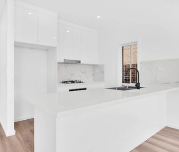 Brand new 3-bedroom home - Photo 2