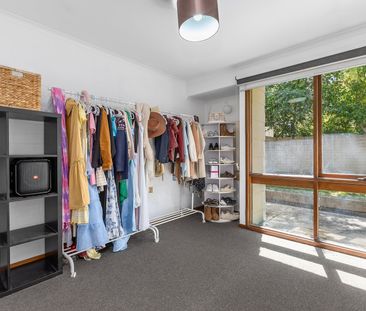 5/1 Pinkerton Cct, Kambah ACT 2902 - Townhouse For Rent | Domain - Photo 5