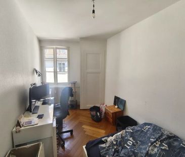 Entièrement rénové au centre de Lausanne - Photo 1