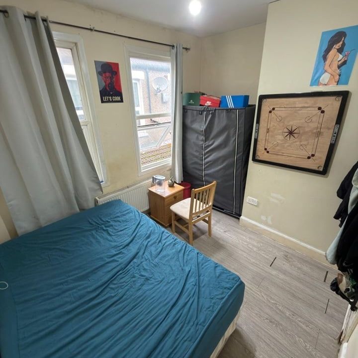 Room in a Shared Flat, London City Airport, E16 - Photo 2