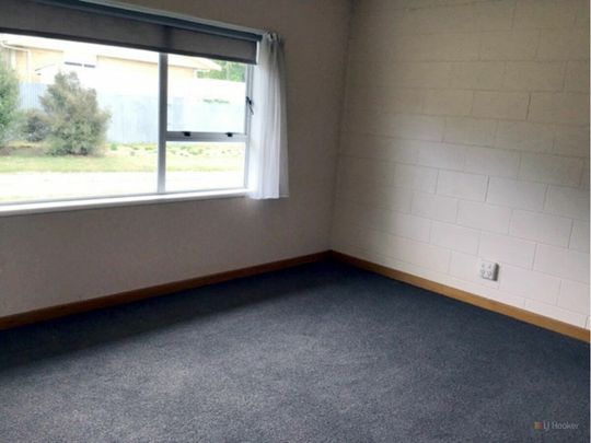 2-Bedroom Unit Close to Schools and Shops - Photo 1