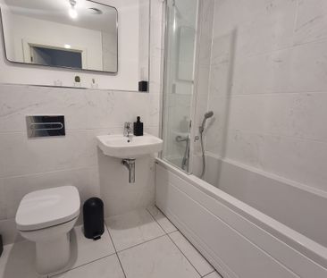 2 bed apartment to rent in Elm Road, Shirley, B90 - Photo 5