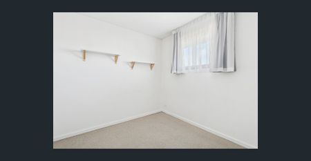 Move in Ready in a Prime City Fringe Location - Photo 2