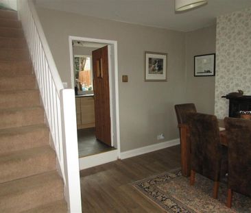 3 bedroom end of terrace house to rent - Photo 6