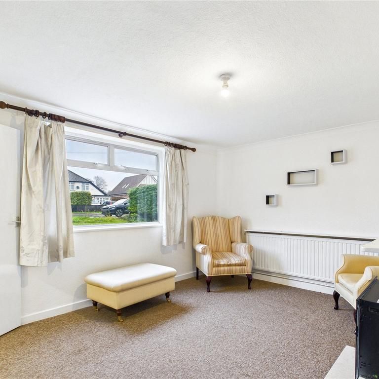 3 bedroom semi-detached house to rent - Photo 1