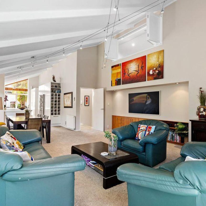 Holiday At Home - Photo 1