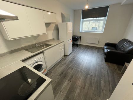 Science House, 9 Bath Street, Hudders... - Photo 3