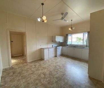 Home For Rent - Photo 2