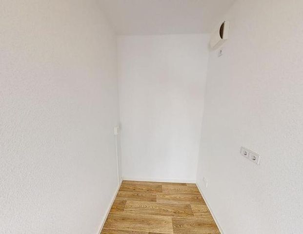 1-Raum-Wohnung mit Balkon und separater Schlafnische - Photo 1