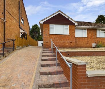 Bungalow to rent in Athelstan, Worcester, WR5 - Photo 2