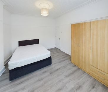 1 bedroom ground floor flat to rent - Photo 4