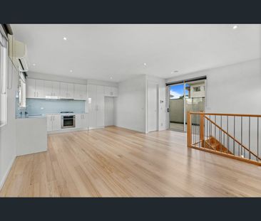 1/68 Moreland Road, Brunswick, Vic 3056 - Photo 4