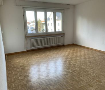 Ihre neue Familienwohnung mit Wiese für die Kinder - Photo 3