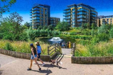 Cairncross House, Kidbrooke Village, London, SE3 - Photo 2