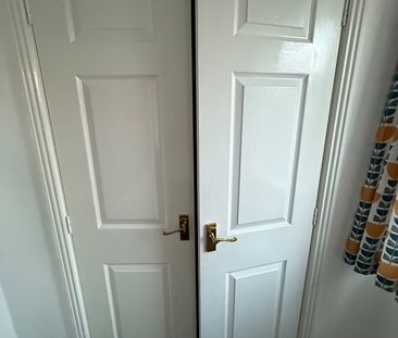 Room in a Shared House, Blackburn Way, NG5 - Photo 2