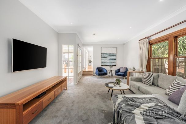 8 Elm Street, Surrey Hills - Photo 1