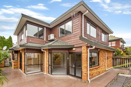 Spacious Family Living in Premium Epsom Location - Photo 3