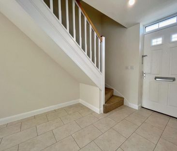 4 bedroom detached house to rent - Photo 4