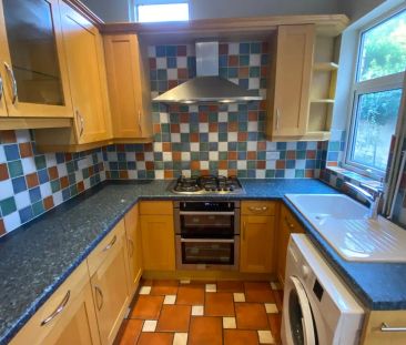 Lorne Road (4 bed) - Photo 6