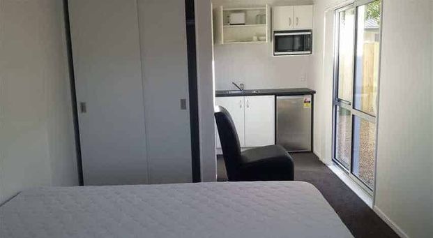 Fully Furnished Studio Apartment - Photo 1