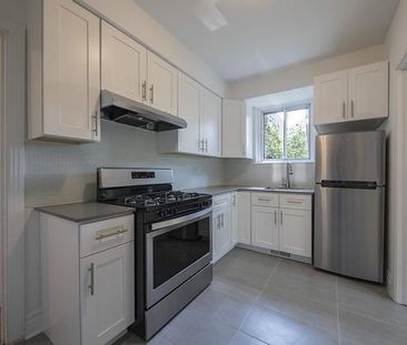 MacDonald & Clanranald Apartements (5000 Clanranald Ave., 5005, 502... - Photo 1