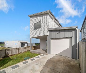 Nice and New in Opaheke - Photo 3