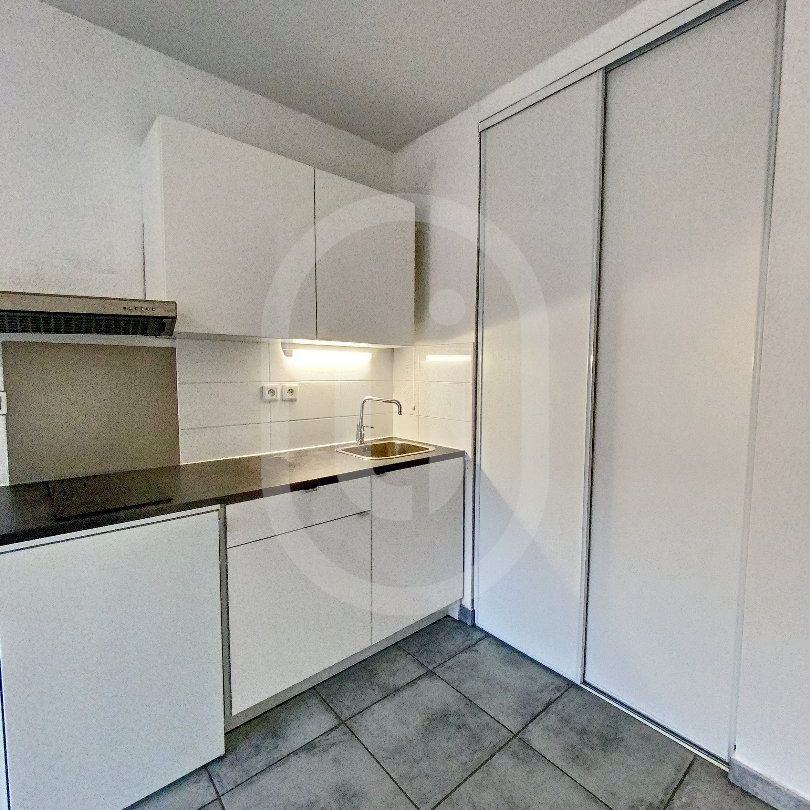 Location Appartement 1 pièce 28m² CASTELNAU LE LEZ 34170 - Photo 1