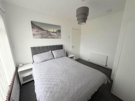 386 Castlereagh Road, Belfast, BT5 6AE - Photo 4