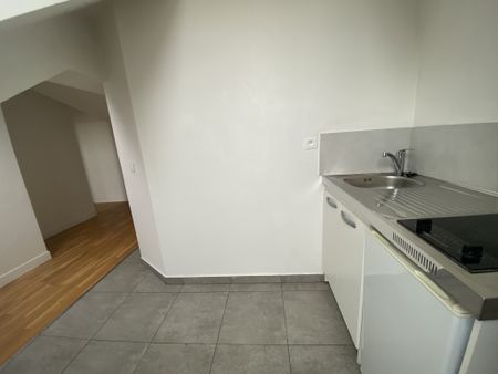 Location Appartement 1 pièce 21m² AMIENS 80000 - Photo 4