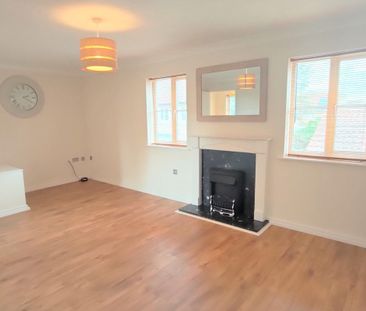 Myrtle Close - Photo 3