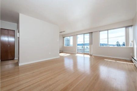 Hollyhill Towers — 2 Bedroom available at 1665 Duchess Ave, West Vancouver - Photo 4