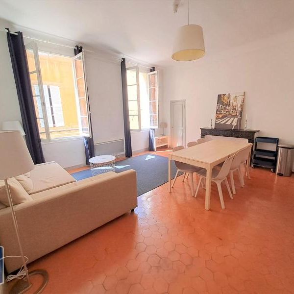 Location Appartement 3 pièces 79m² AIX EN PROVENCE 13100 - Photo 1