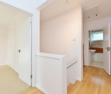 5 bedroom townhouse to rent - Photo 1