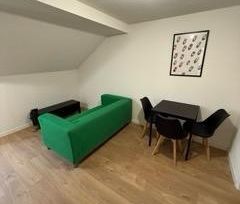 2 pièces - Meublé - 25,5 m² - 2ème étage - Colocation non autorisée - Photo 3