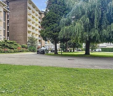 Appartement te huur in Gembloux voor € 700 met 1 slaapkamer - Photo 5