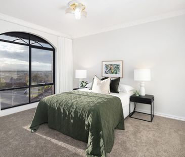 10 Fernbanks Court, Ballarat North, Vic 3350 - Photo 2