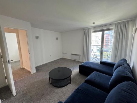 1 bedroom flat to rent - Photo 2