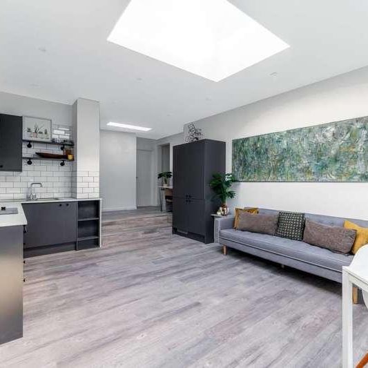 Conyers Road, Streatham Common, SW16 - Photo 1