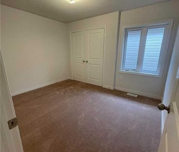 For Lease - 404 Blackcherry Crescent, Shelburne, Ontario - Photo 5