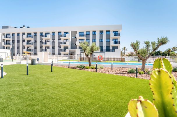 Piso de alquiler en Maestro José Garberí Serrano, 16, PAU 5 - Photo 1