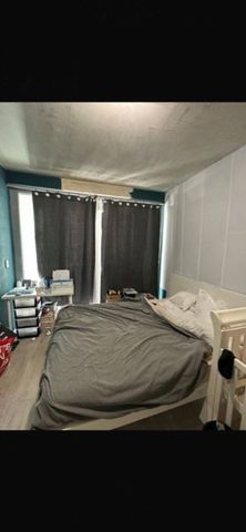 Sydney City (1 bed + Enclosed Study with Door) Oversized Central Station - Photo 3