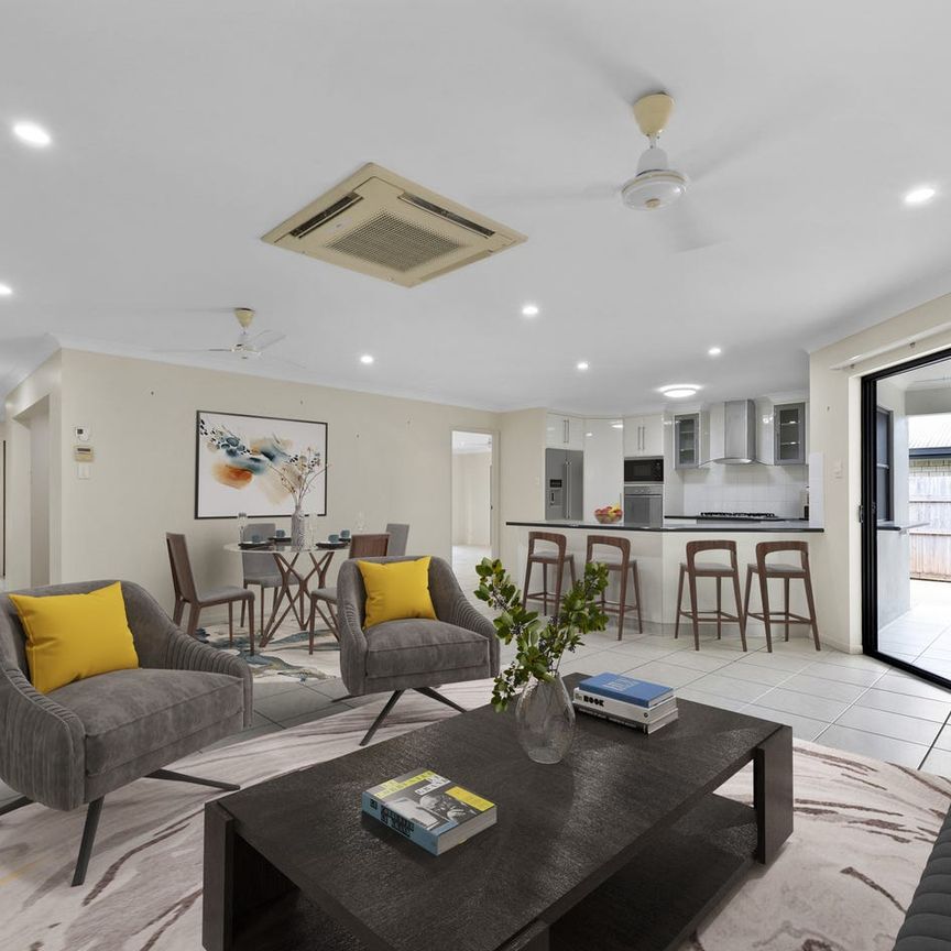 BEAUTIFUL FAMILY HOME - Photo 1