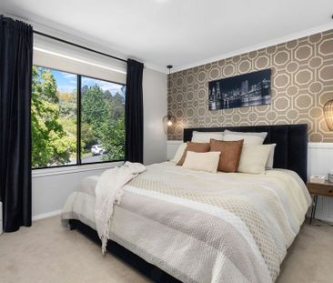 Peaceful Family Home - Photo 2