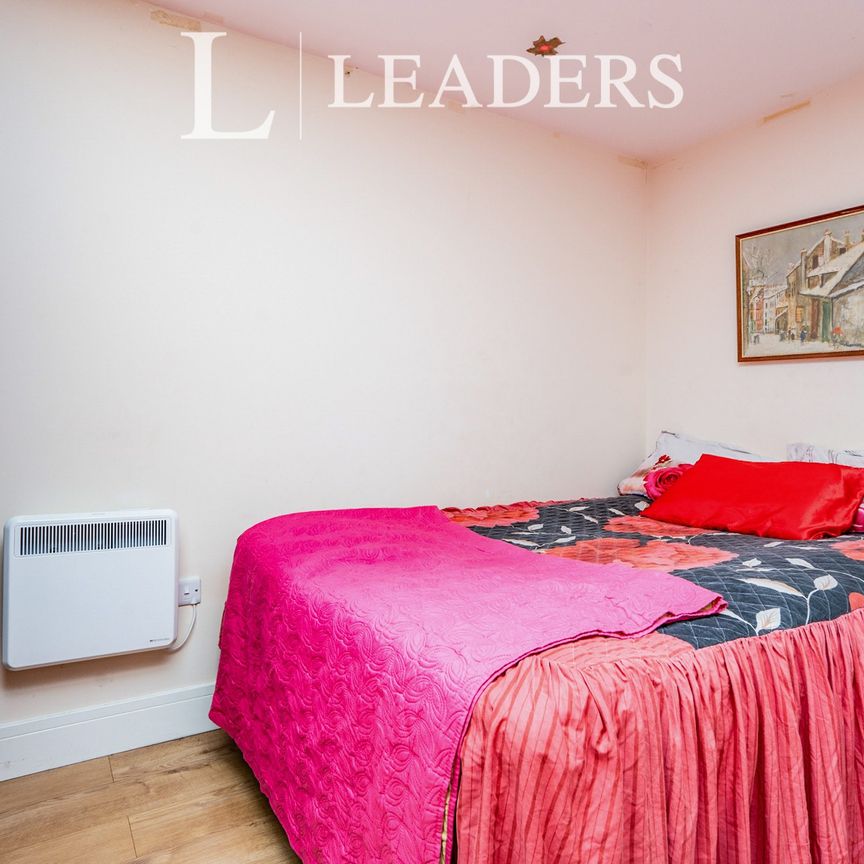 apartment to rent Pool Road, Leicester, LE3 - Photo 1