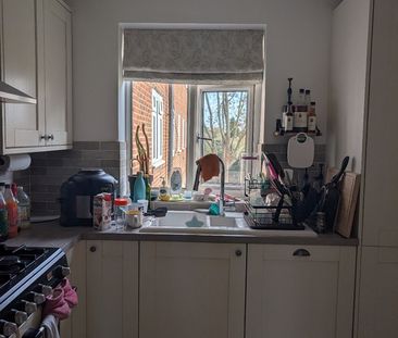 Room in a Shared Flat, Lonsdale Road, SW13 - Photo 6