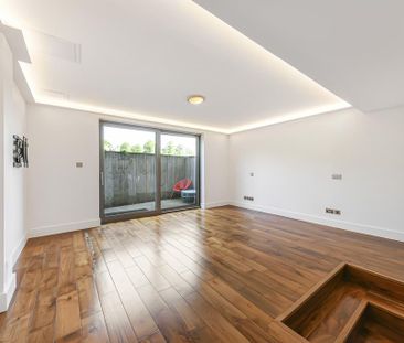 5 bedroom townhouse to rent - Photo 2